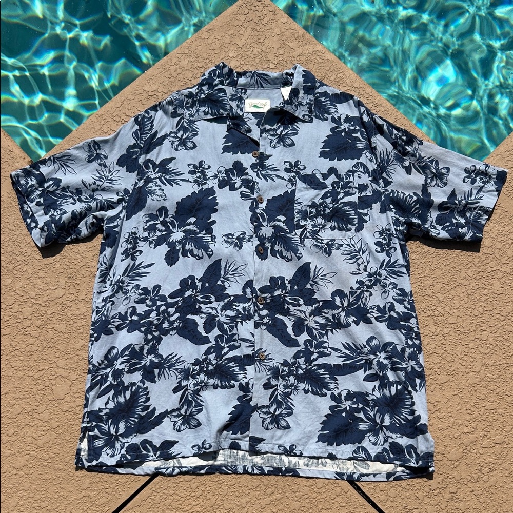 Good Life 100% Silk Floral Short-Sleeve Button Down Shirt NWOT